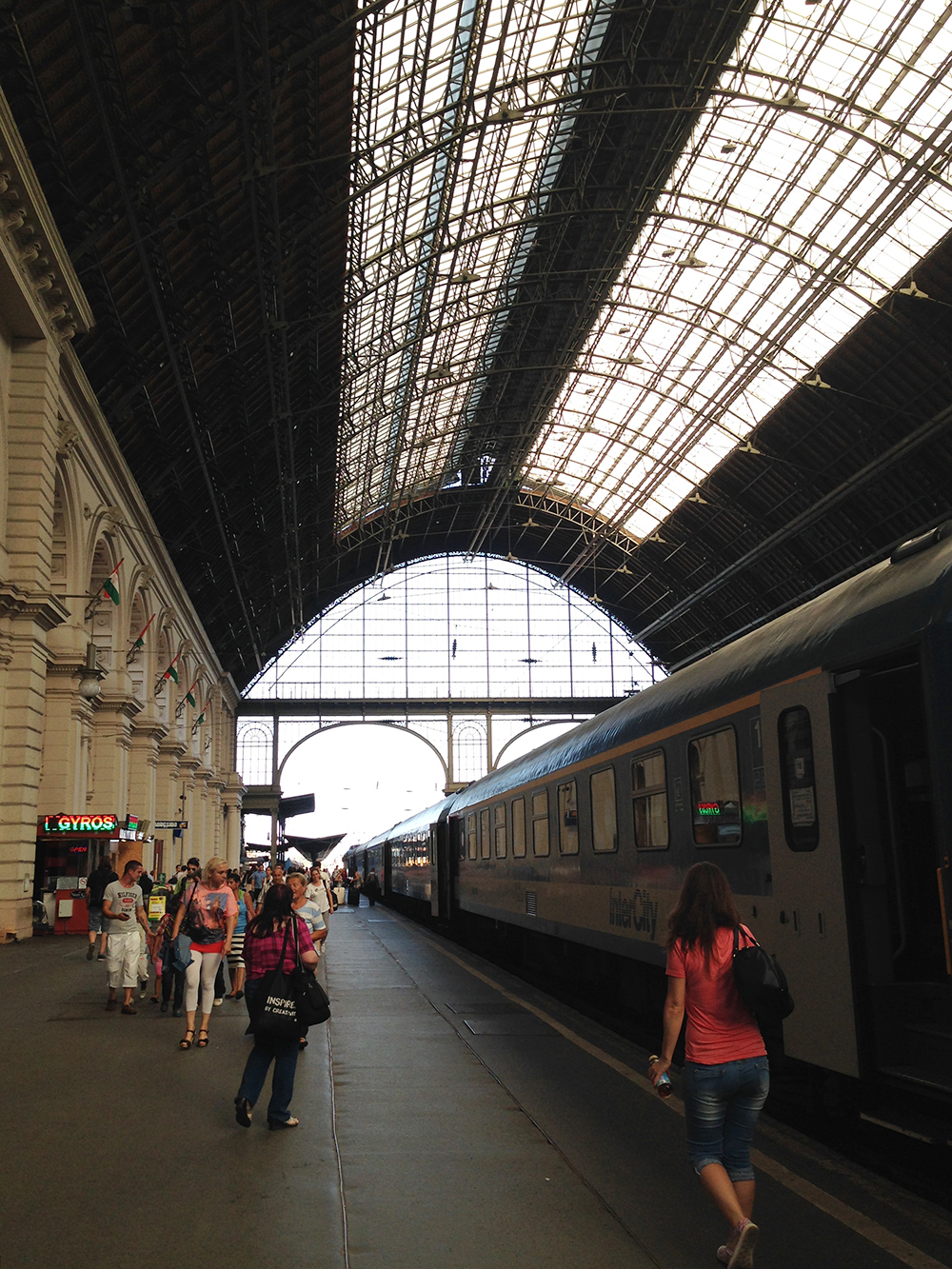 Im Zug von Budapest nach Wien
