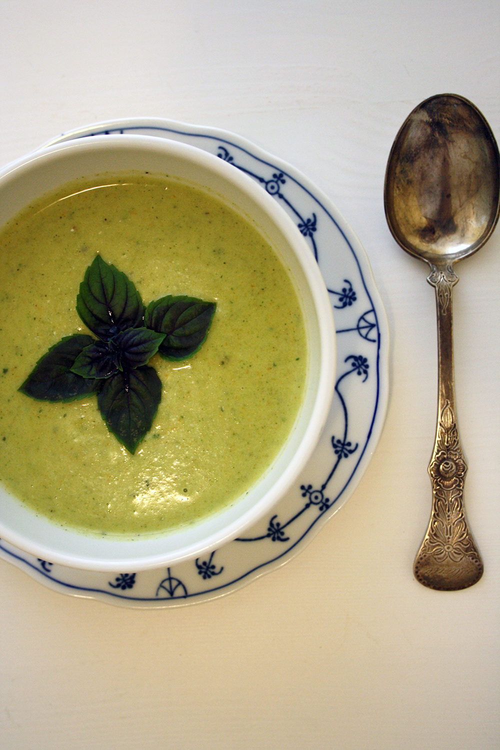 recipe-brokollie-basilikum-suppe